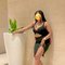 African Flower Girl - puta in Noida Photo 4 of 7