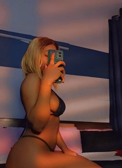 African Frida +91//763083//2700 - escort in Gurgaon Photo 2 of 5