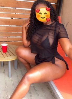 African girl ( 92332 // 36708 ) - puta in Gurgaon Photo 6 of 8