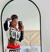 African Girl 🌬️ Ac Room 🌬️ - puta in Gurgaon Photo 2 of 5