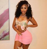 African Girl Juicy Round Ass - puta in Noida