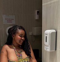 African Girl Lina ( 87320 // 85390 ) - escort in Chennai