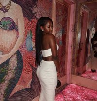 African Girl ( REAL MEETING & CAM SHOW ) - escort in Noida