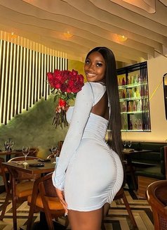 AFRICAN JUICY ESCORT GIRL - escort in Noida Photo 4 of 4