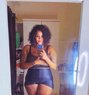 African Golden +91//997129//8072 - escort in Noida Photo 2 of 5