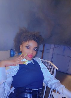 African Heyzo Chloe +91//982117//1883 - escort in Gurgaon Photo 12 of 13