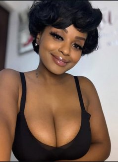 African Horny Sweet Girl Jessica - puta in Mumbai Photo 5 of 7