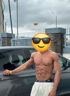 African James +91//879386//0998 - Male escort in Mumbai Photo 1 of 3