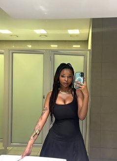 African Jenny +91//813209//4408 - escort in Mumbai Photo 2 of 4