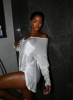 African Juicy Escort (+91/92338 / 59734) - escort in Noida Photo 5 of 5