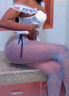 African Julie +91//763084//6782 - escort in New Delhi Photo 2 of 4