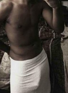 African King — Adult Fun (Ladies Only) - Acompañantes masculino in Nakuru Photo 2 of 3