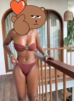 African Lucy +91//917584//2480 - escort in New Delhi Photo 3 of 4