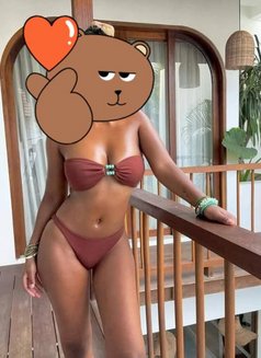 African Lucy +91//917584//2480 - escort in New Delhi Photo 4 of 4