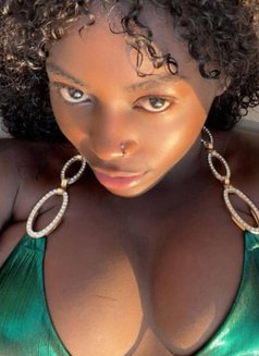 African Lustful Girl Charlotte - escort in Mumbai Photo 1 of 5
