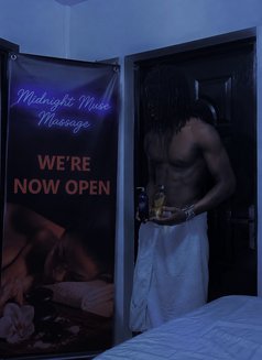 African Masseuse - masseur in Nairobi Photo 1 of 2
