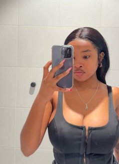 African Mia +256//74156//5346 - escort in Mumbai Photo 2 of 5