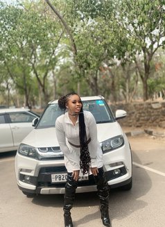 African Olivia +91//690948//7257 - escort in Chandigarh Photo 4 of 4