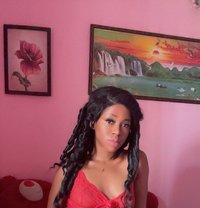 African Pinkie Babb +91//690923//6147 - puta in Noida