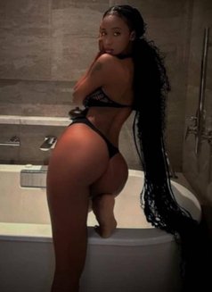 African Pretty +91//813192//7919 - puta in New Delhi Photo 1 of 2