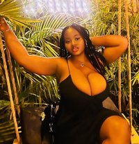 African Queen 🥶Ac Room 🌬️ - escort in Chennai Photo 2 of 4