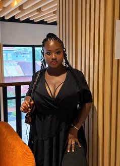 African Queen 🥶Ac Room 🌬️ - puta in Chennai Photo 4 of 4