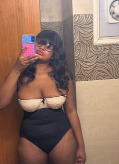 African Queen - escort in Noida Photo 4 of 5