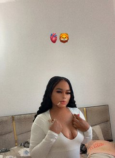 African Queen Girl - escort in Noida Photo 5 of 6