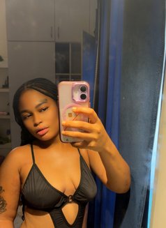 African Queen Girl - escort in Noida Photo 4 of 6