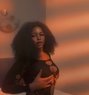 African Queen Girl - escort in Noida Photo 2 of 9