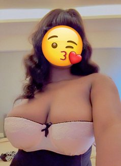 African Queen - escort in Noida Photo 3 of 5