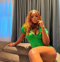 African Rose( +91 // 70852 // 36438 ) - escort in Gurgaon