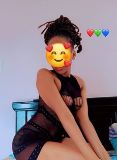 African Ruby Beib +91//780104//9106 - escort in Hyderabad Photo 4 of 11