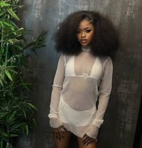 Nusty mama video calls available - escort in Noida