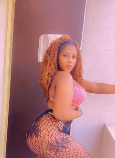 African Shakira +91//772096//8812 - puta in Pune Photo 1 of 5