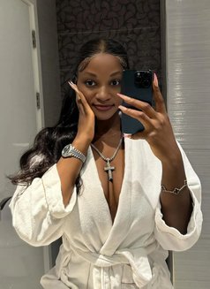 African Shamirah +91//690922//9535 - escort in Gurgaon Photo 5 of 5