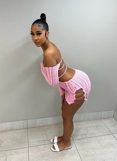 African Nina +91//990416//5832 - escort in Ahmedabad Photo 2 of 5