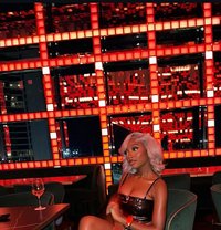 African Slim Gal +91//923364//5616 - escort in Noida