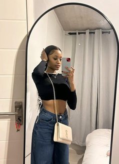 African Tarah +91//840122//1728 - escort in Mumbai Photo 2 of 6