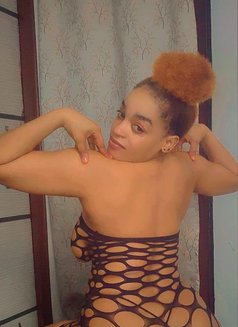 African Trinnay +91//873181//8359 - escort in New Delhi Photo 6 of 8