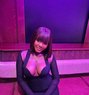African Trisha +91//811987//4142 - puta in New Delhi Photo 1 of 4