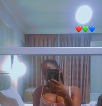 African Tyra +90//537865//0205 - puta in İstanbul