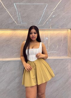 African Vicky Smith +91//879883//7608 - escort in New Delhi Photo 3 of 8