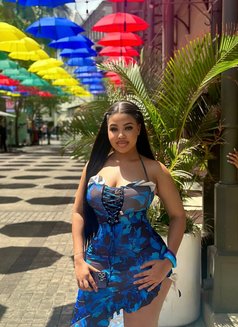 African Vicky Smith +91//879883//7608 - escort in New Delhi Photo 6 of 8