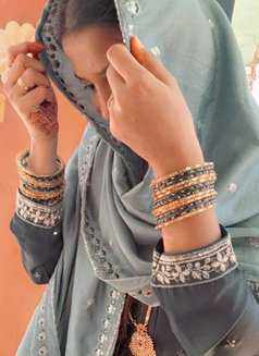 Afrina Tamil Serial Artist Real GFE - escort in Dubai Photo 3 of 6