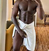 Afro Top - Male escort in Bangkok