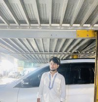 Afsuu - Male adult performer in Mumbai