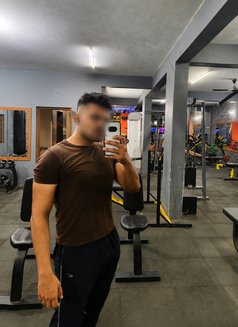 Aftab K - Male escort in Bangalore Photo 3 of 8