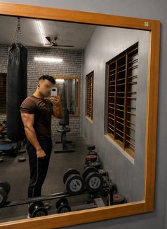 Aftab K - Male escort in Bangalore Photo 8 of 8