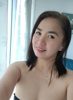 Agatha - escort in Mumbai Photo 3 of 4